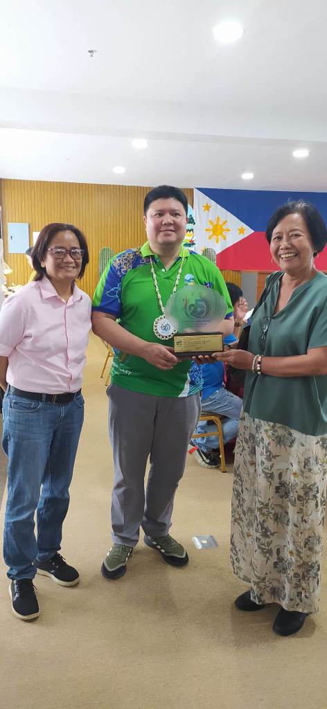 Island Garden City of Samal - The Local Government Unit of  Samal under the Leadership of Mayor Al David Uy, awards the MCKS Caring Heart Foundation for having been their consistent partnes in delivering health and water services to the urban poor communities.

The plaque of appreciation was awarded to  Program Manager Donna Bigcas during the 25th Founding Anniversary Celebration of the City last March 7,2023.  

Bigcas said" Our mission is to alleviate the pain and suffering of the poor, the simplest way to address  is to give them access to medicine, doctors including safe and potable water." 

MCKS  Caring Heart Foundation together with the Presidential Commission for the Urban Poor (PCUP)  Field Operations Division for  Mindanao (FODM) are the ones responsible for the Medical Caravan last December 2021 and 2022.  The water project in Barangay Balet was made possible because of this partnership through the PCUP Adopt and Urban Poor Community Program.

Visit https://www.facebook.com/profile.php?id=100064479170203 for more information with MCKS Caring Heart Foundation